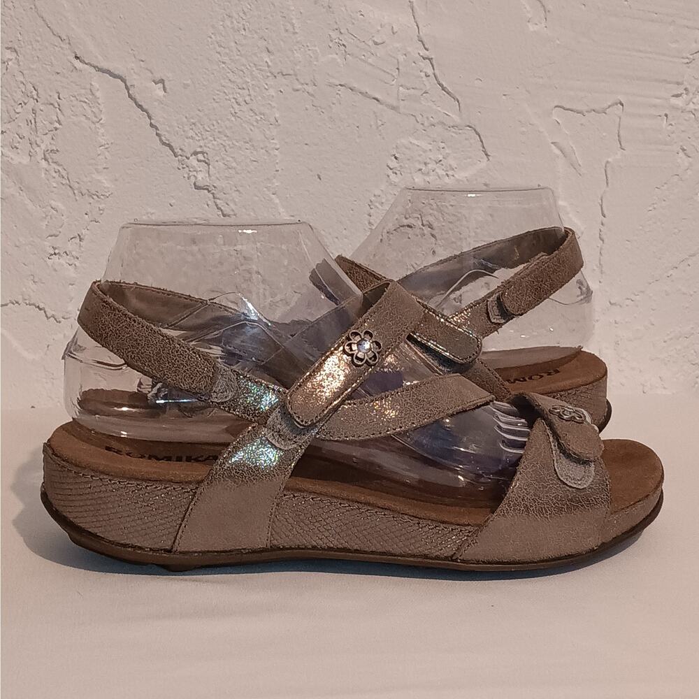 Romika Fidschi 54 Sandals / US 8  / Taupe/ Straps